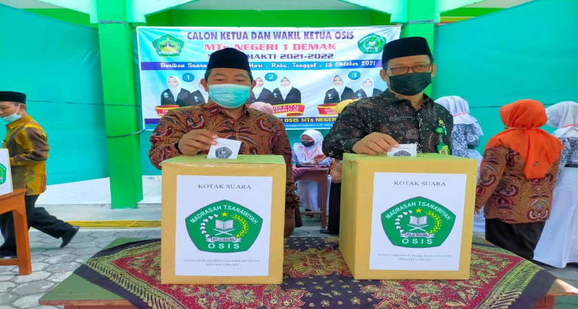 Pemilihan Ketua OSIM MTsN1 Demak
