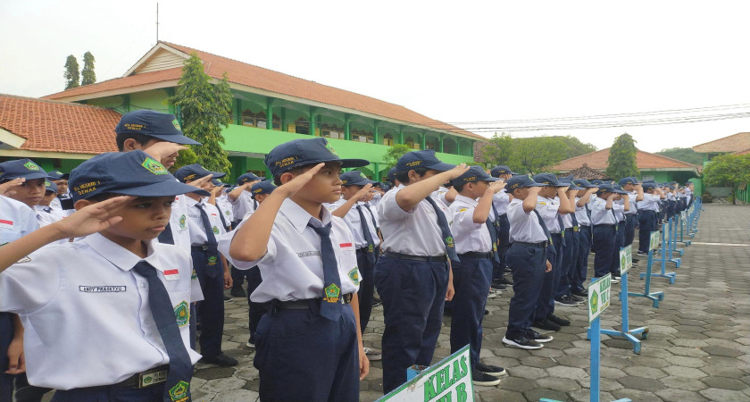 Upacara Hari Senin 16 Januari 2023