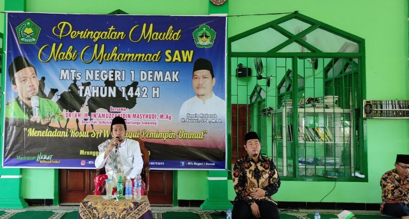 MTs N 1 Demak memperingati Maulid Nabi Muhammad SAW