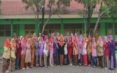 Pertemuan rutin DWP MTsN1 Demak