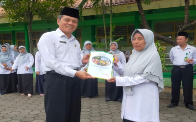 Selamat Purna Tugas kepada Dra Hj. Sudarsih, M.PdI